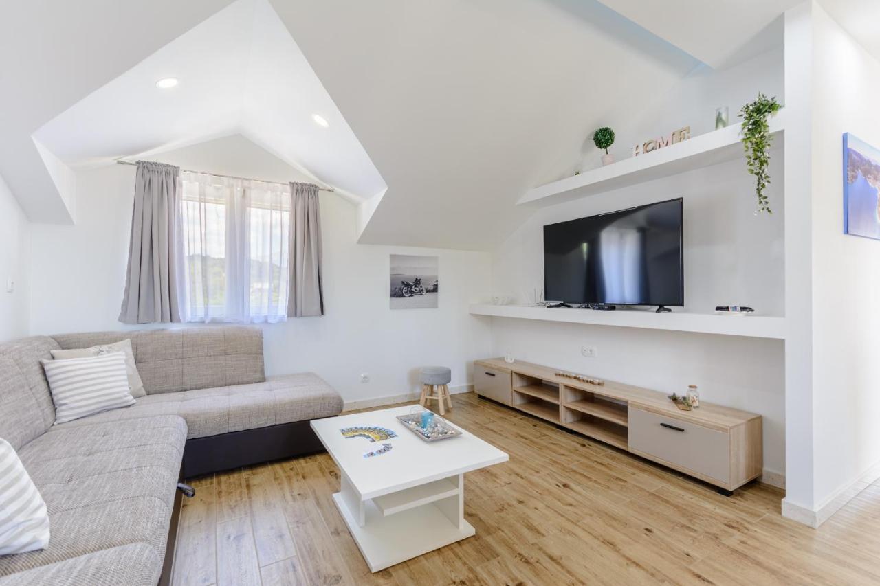 Apartment Darka 1 Sumartin Εξωτερικό φωτογραφία
