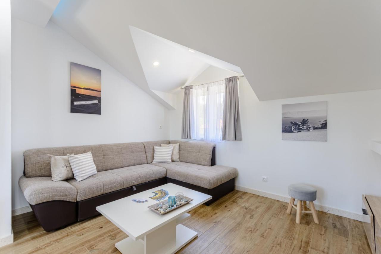 Apartment Darka 1 Sumartin Εξωτερικό φωτογραφία