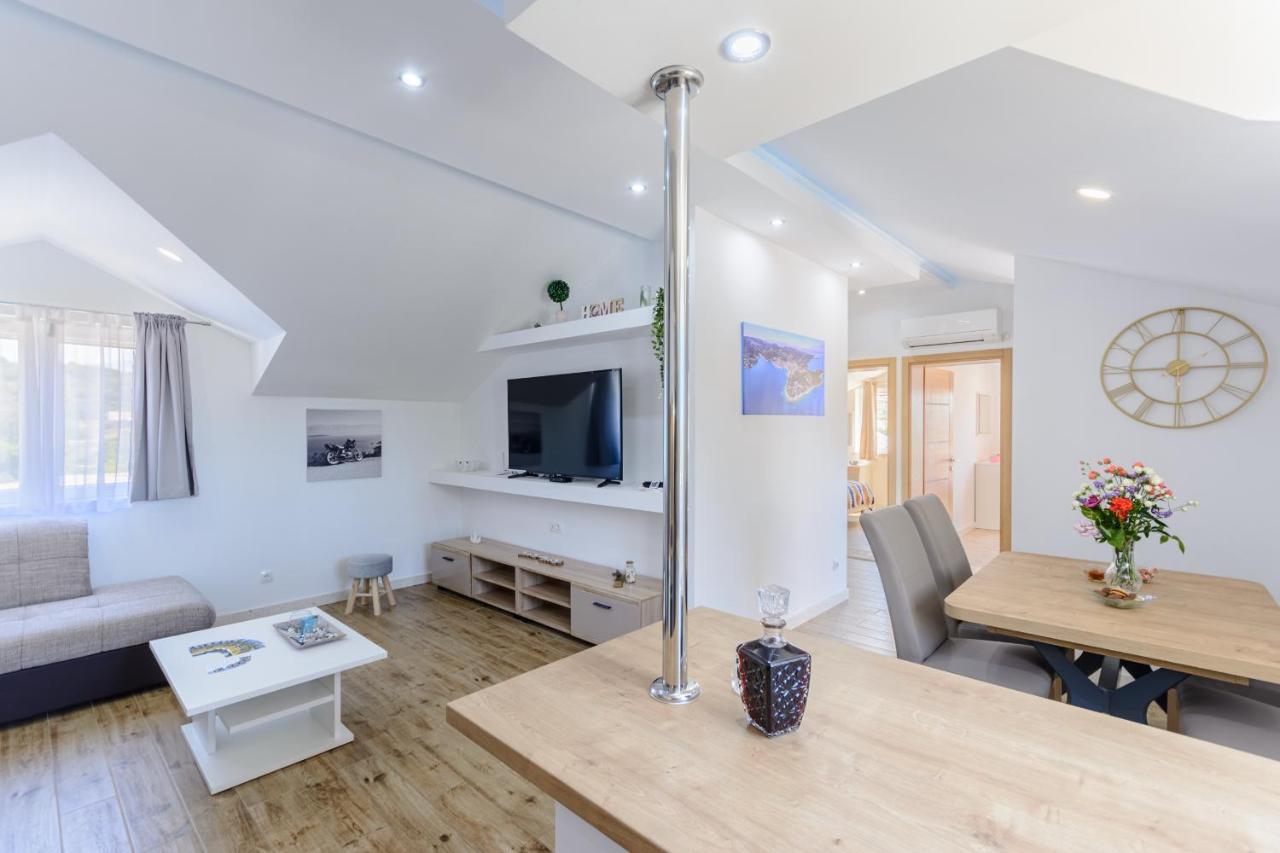 Apartment Darka 1 Sumartin Εξωτερικό φωτογραφία